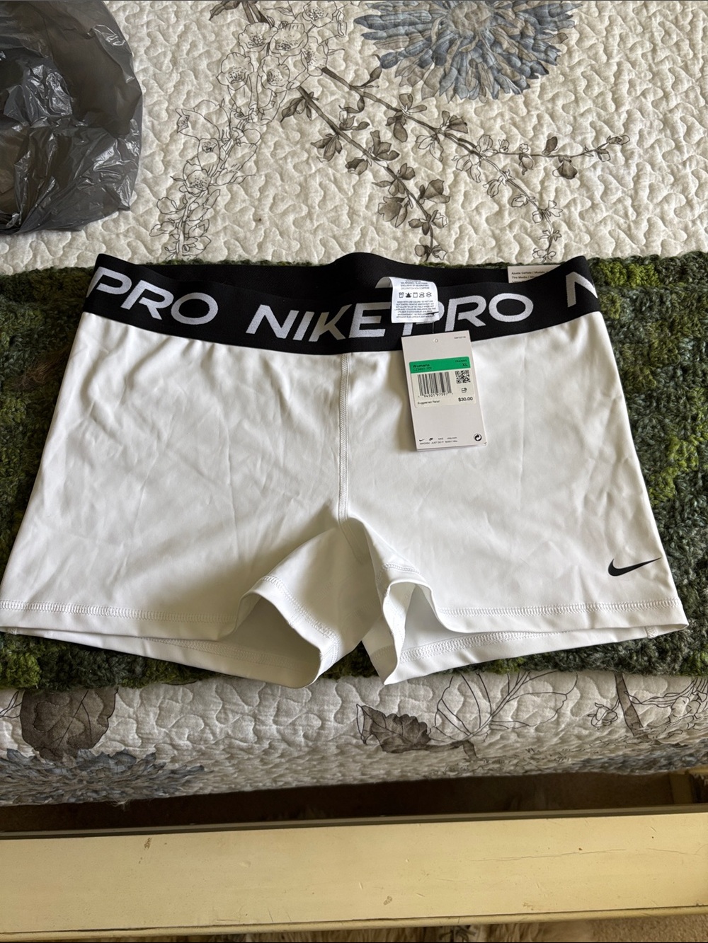 NWT - Nike Pro White Women's Compression Bike Shorts - XL